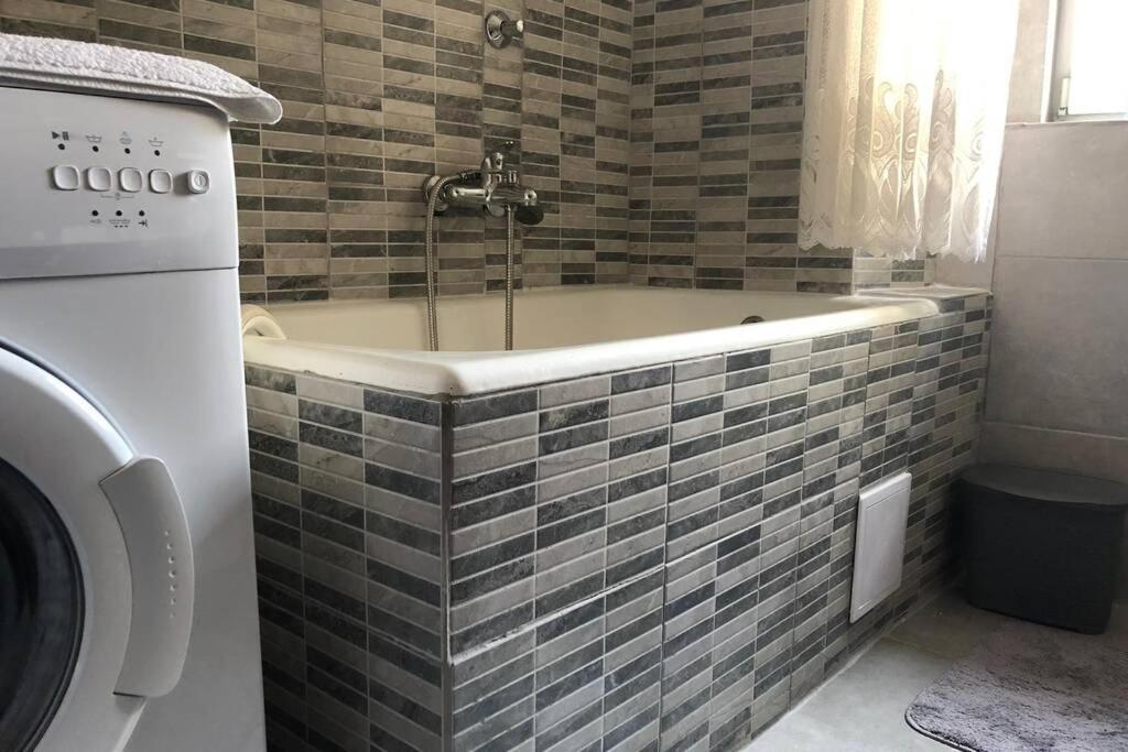 Apartman Kadic Senj سينج المظهر الخارجي الصورة